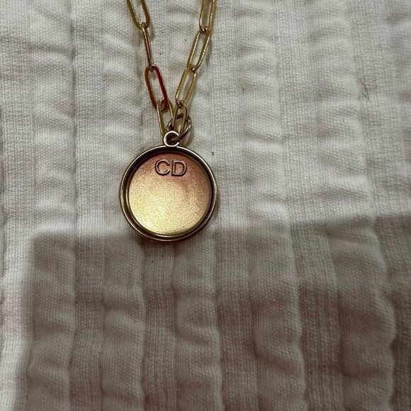 Dior zipper pull on a chain - Picture 5 of 6